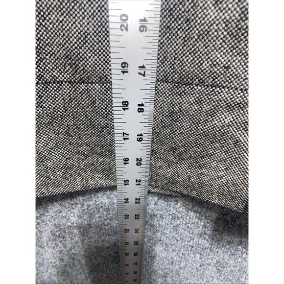 The Limited Women’s Gray Wool Silk Blend Skirt – Pleated Hem, Size 2 - Picture 3 of 9